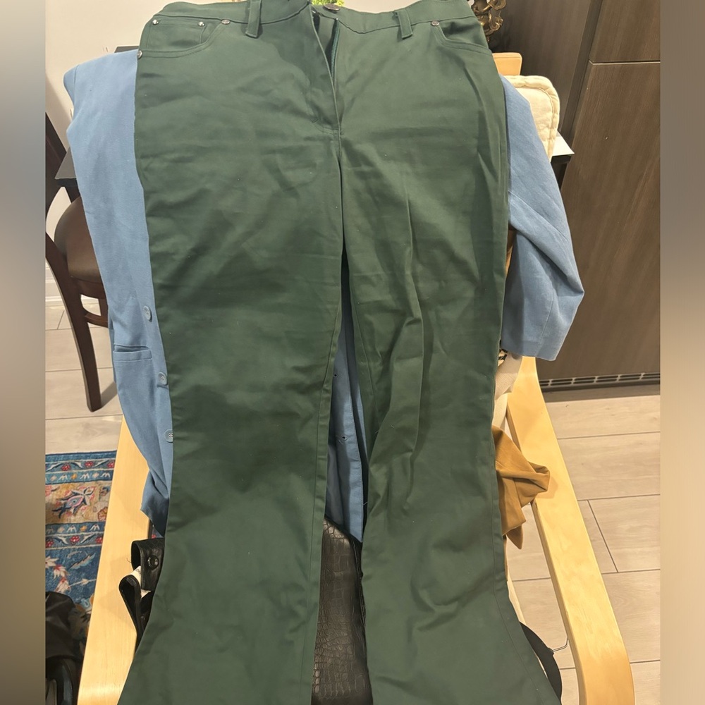 Forel.gr made flare pants. 100 % Bambika which means cotton. Greece company